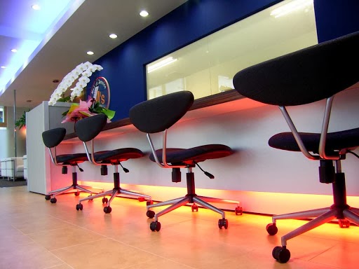 エムズオート ３号店 ハイブリッド・ミニバン専門店 - 画像2