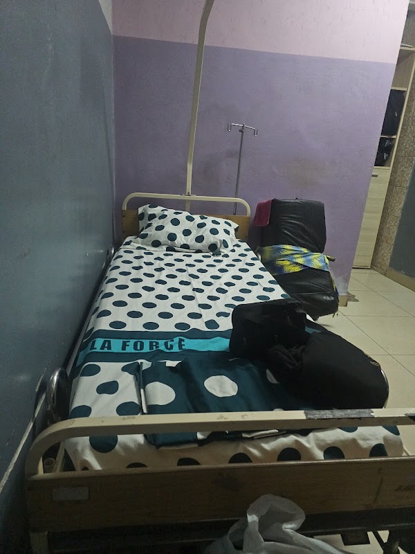 Clinic Bassa Bonamousaadi - Photo 2