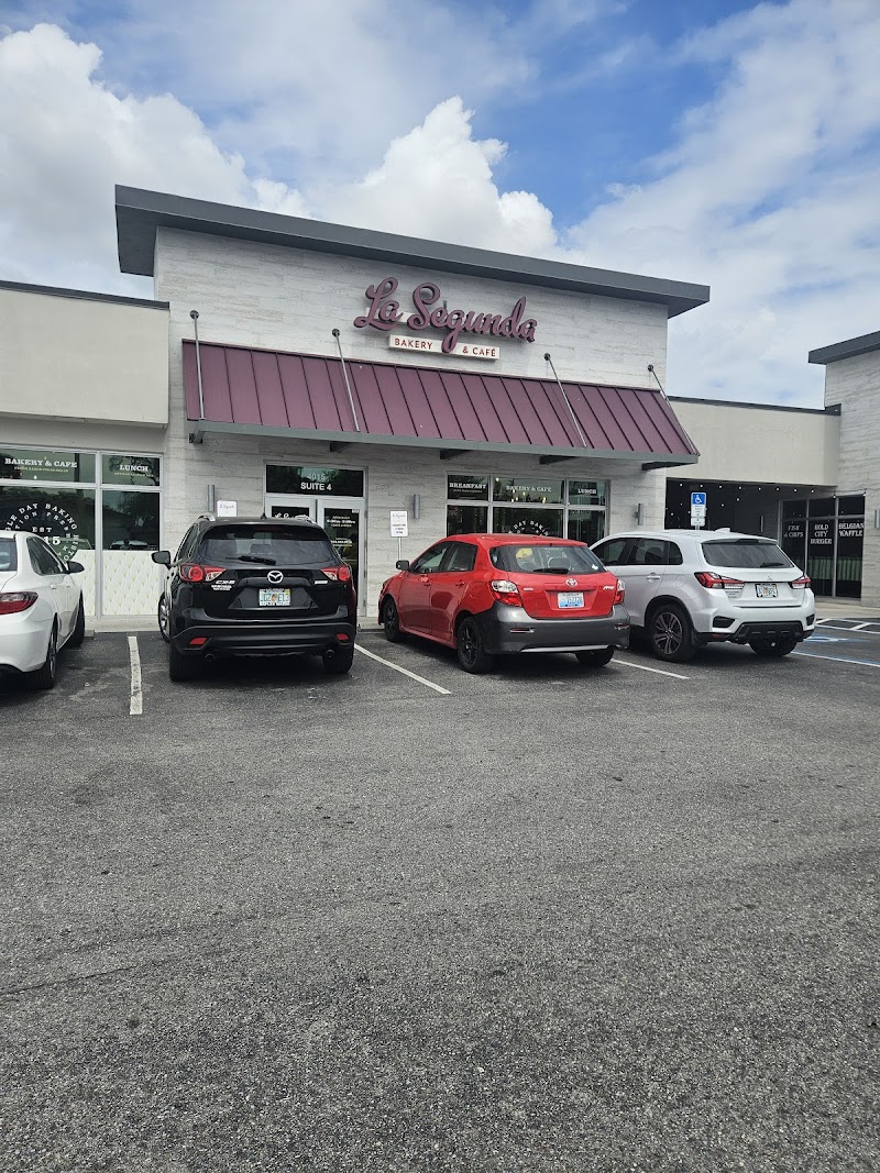 La Segunda Bakery and Cafe photo 2