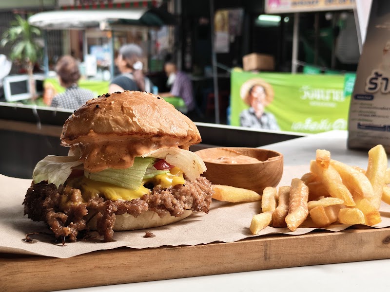 Go Burger & Pasta photo 4