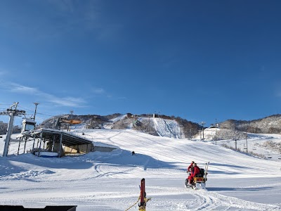 Ishiuchi Maruyama Ski Area - 6