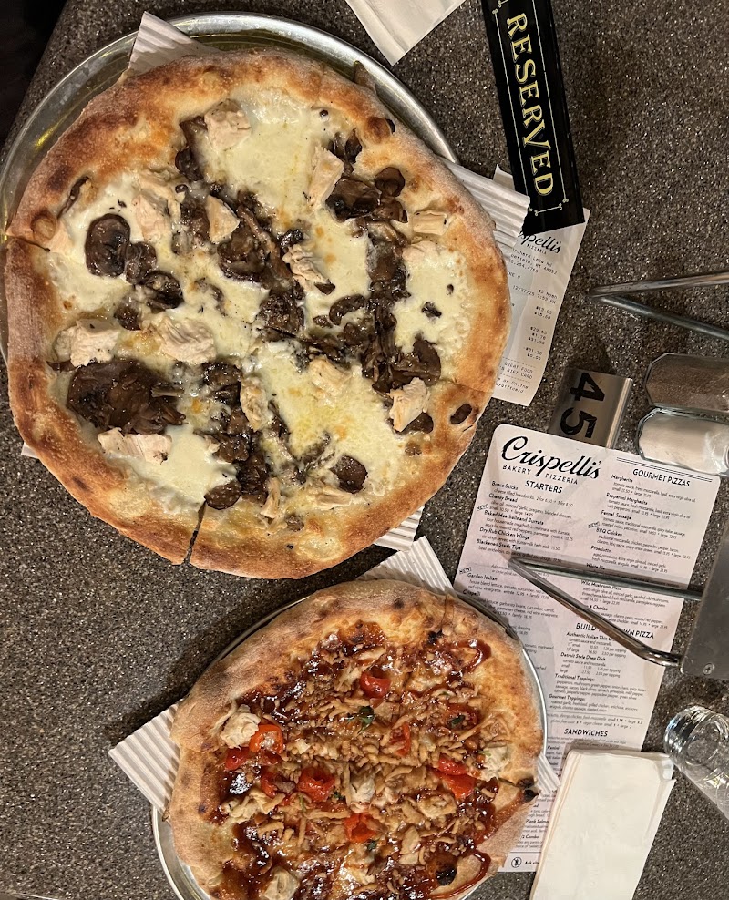 Crispelli's Bakery & Pizzeria - West Bloomfield photo 3