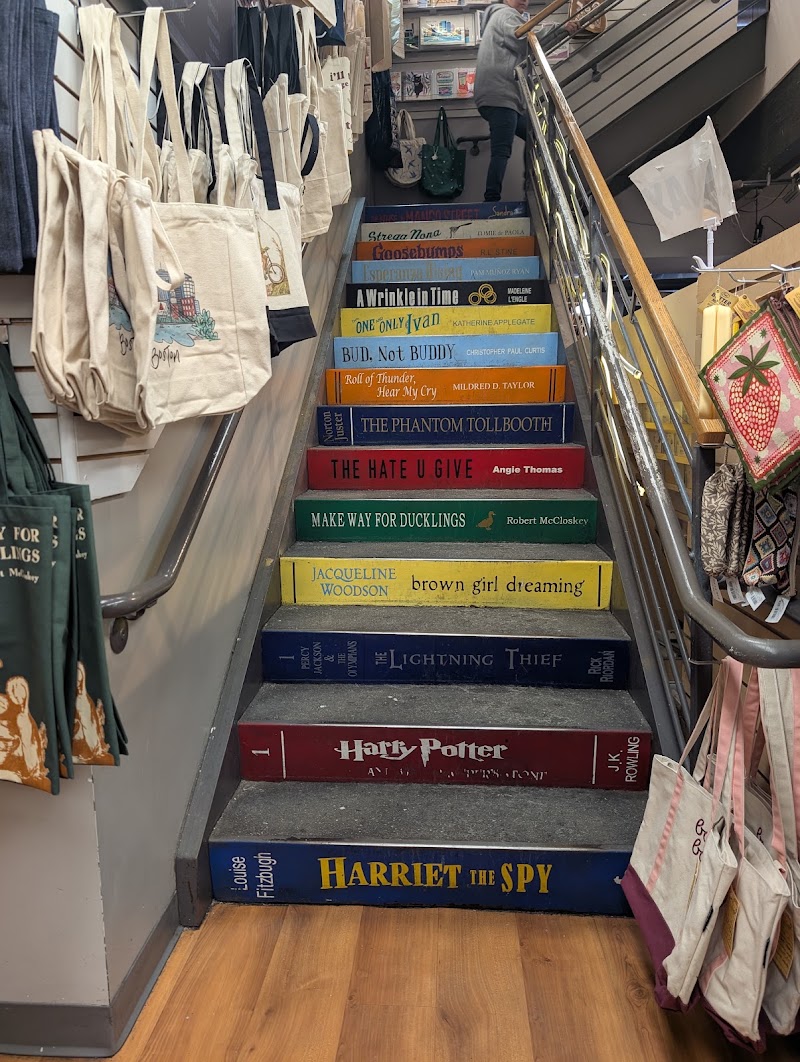 Trident Booksellers & Cafe photo 4