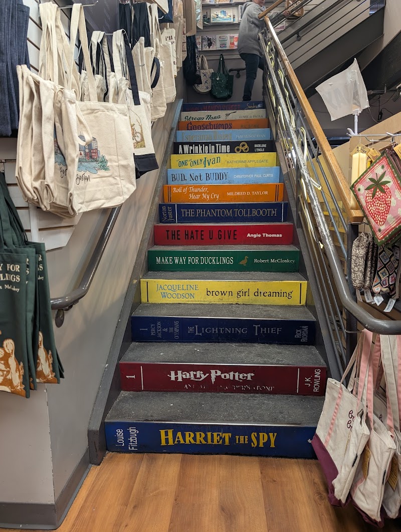 Trident Booksellers & Cafe photo 4