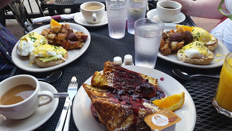 Trident Booksellers & Cafe coffee