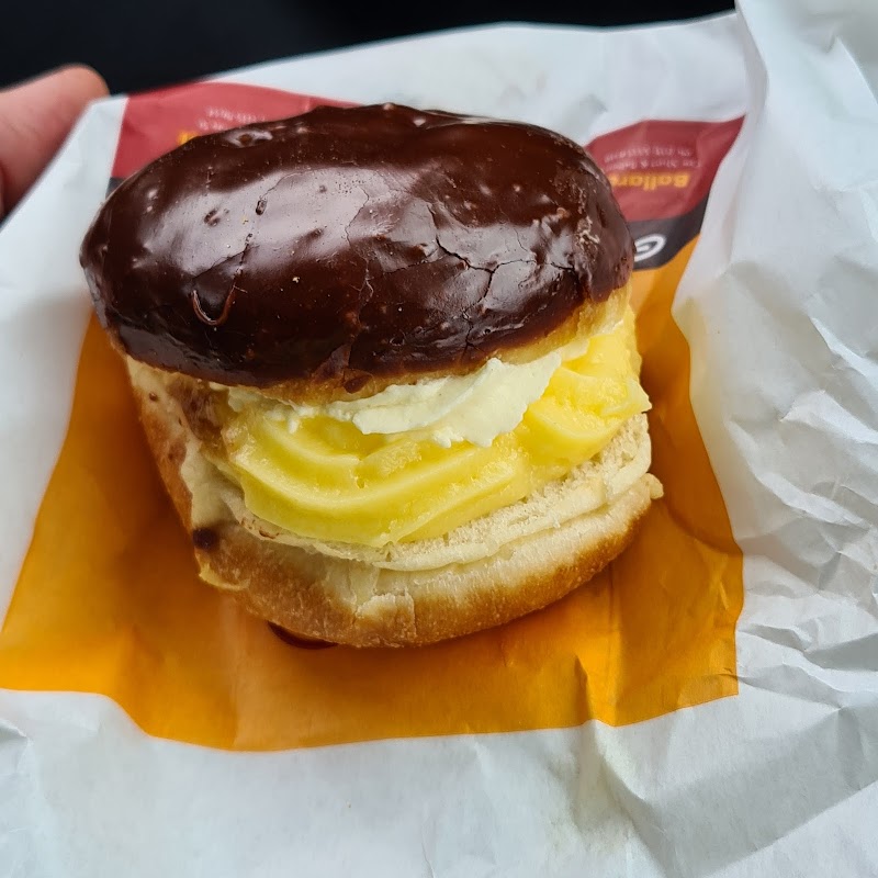 Golden Nugget Bakery Cafe