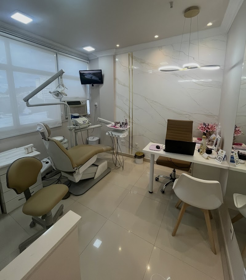 Dra Karina Magalhães - foto 2