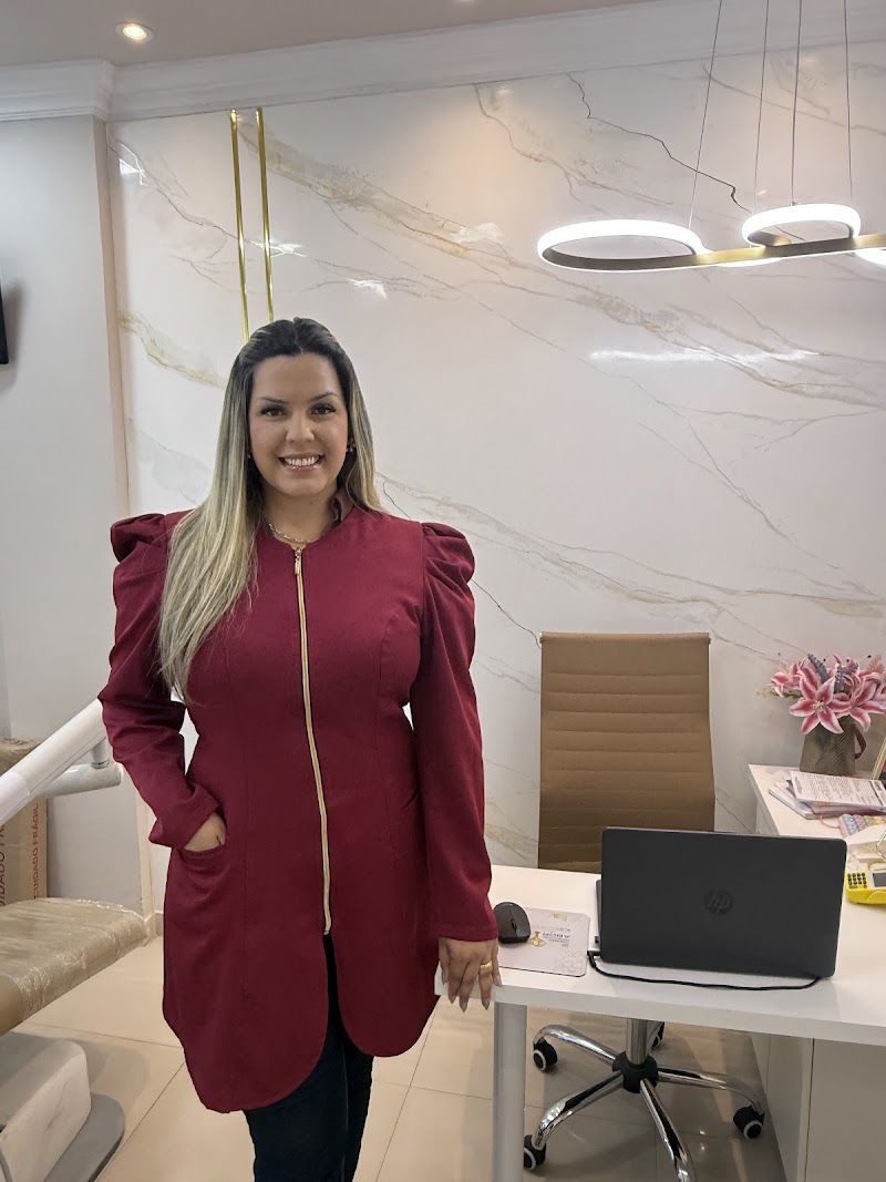 Dra Karina Magalhães - foto 4