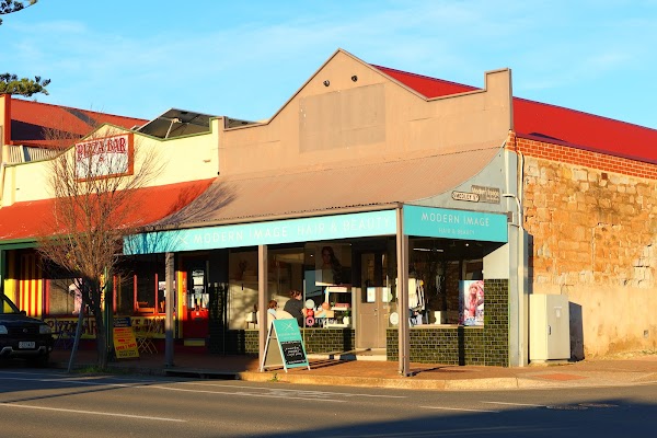 Modern Image Hair & Beauty