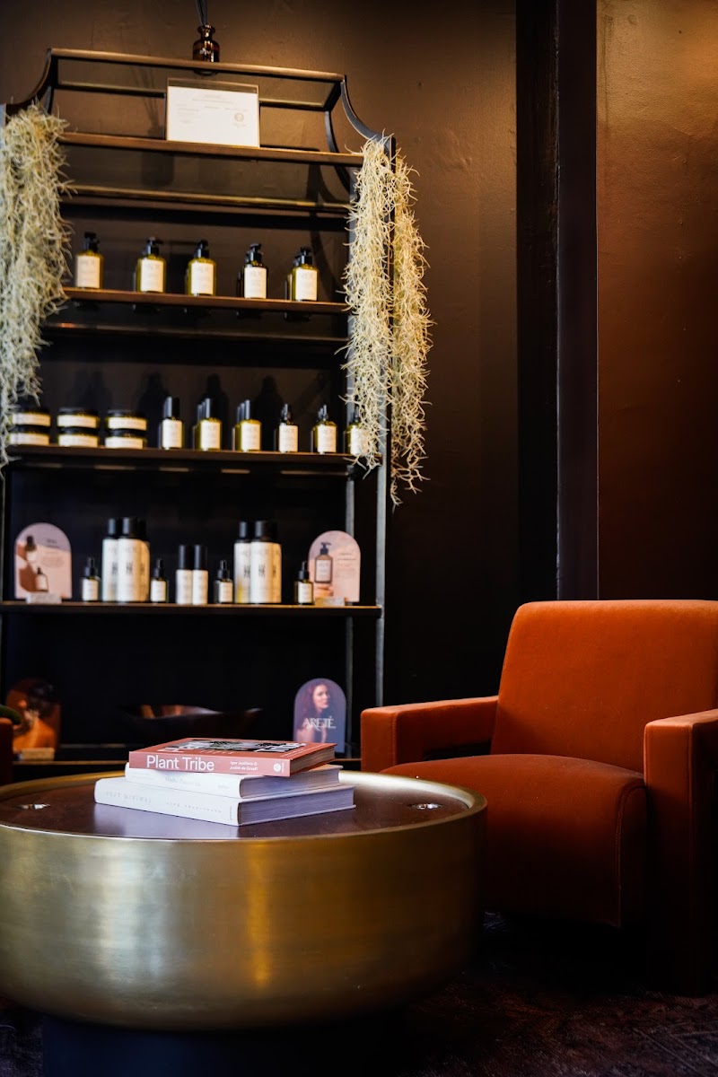 The Cleveland Headspa | Scalp & Skin