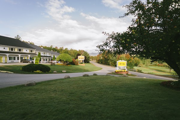 Town and Country Inn and Resort in the White Mountains of New Hampshire