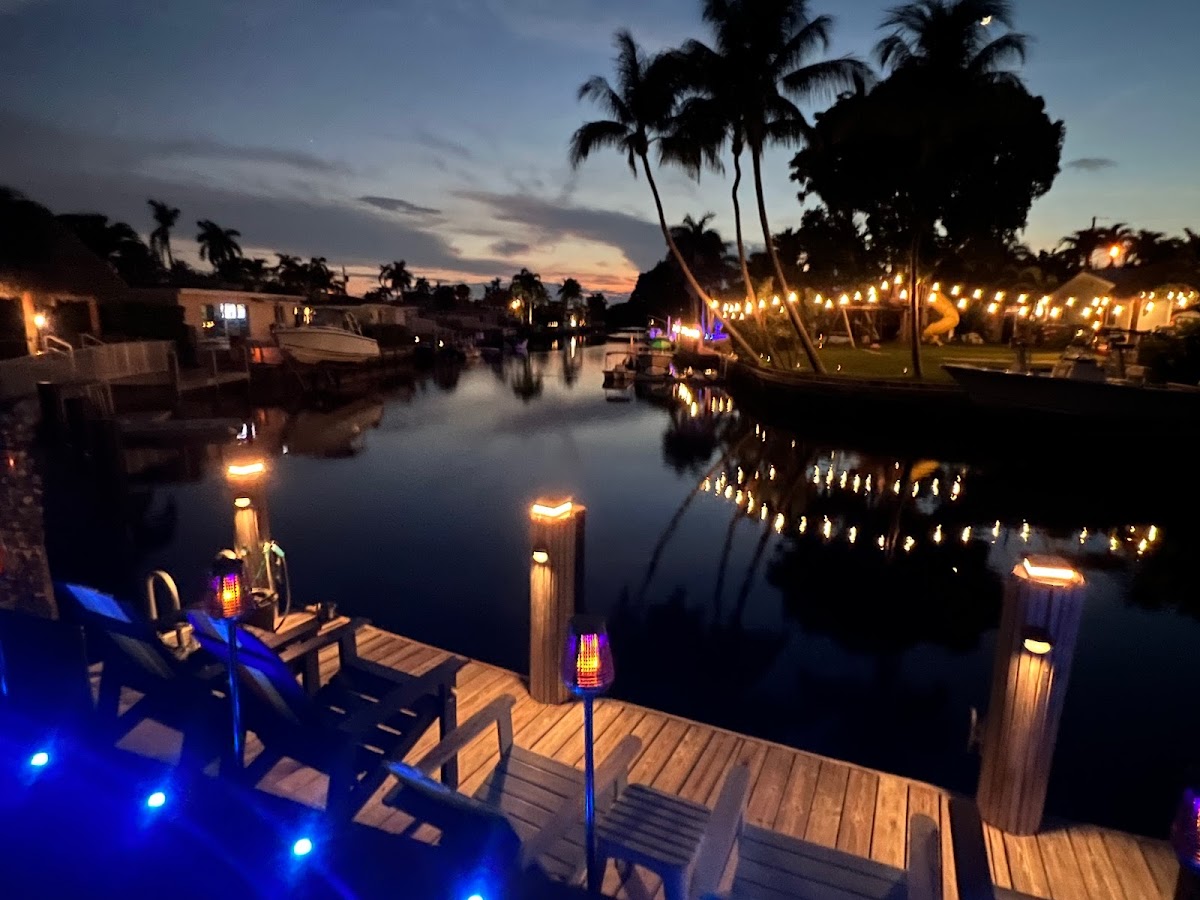 tiki sunset retreat: Google Places image 4