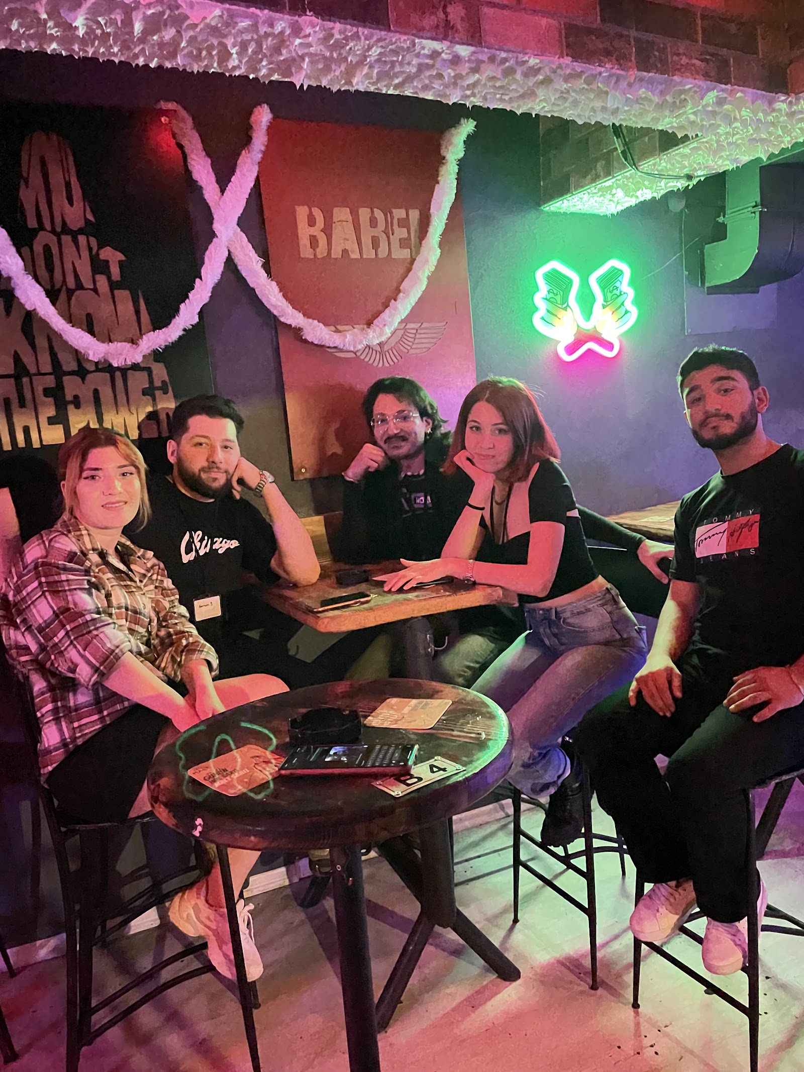 BABEL Bar mekanı