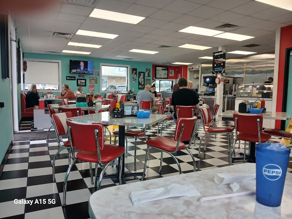 Bubby’s Diner