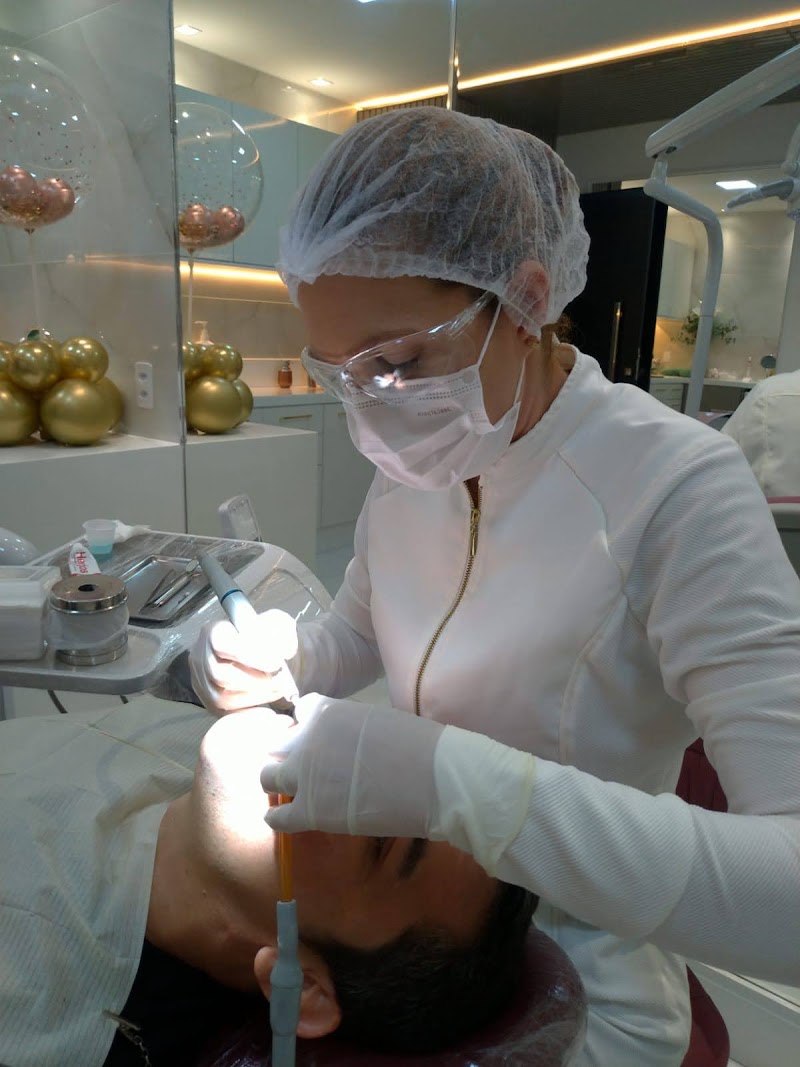 Isleida Amorim - Odontologia - Endodontia (canal) - foto 3