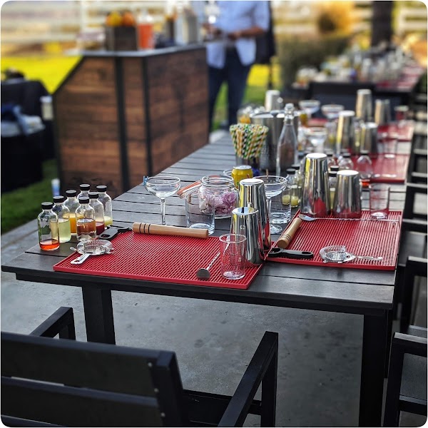 Twist & Bitters LLC | Mobile Bar and Cocktail Classes portfolio