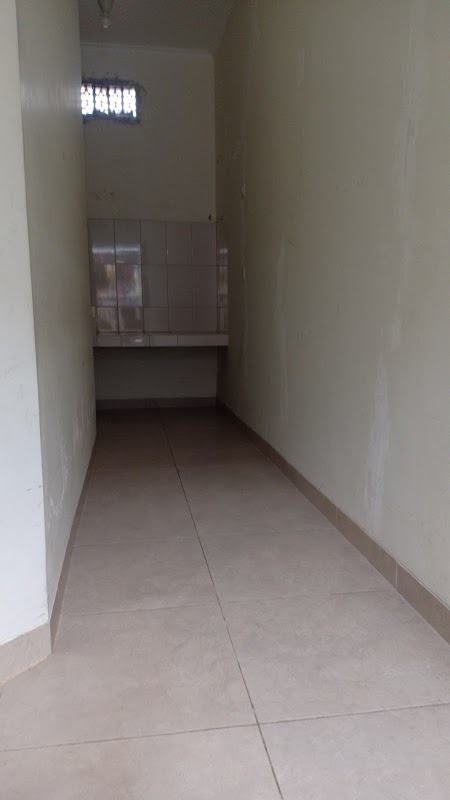 Kontrakan H. Ika