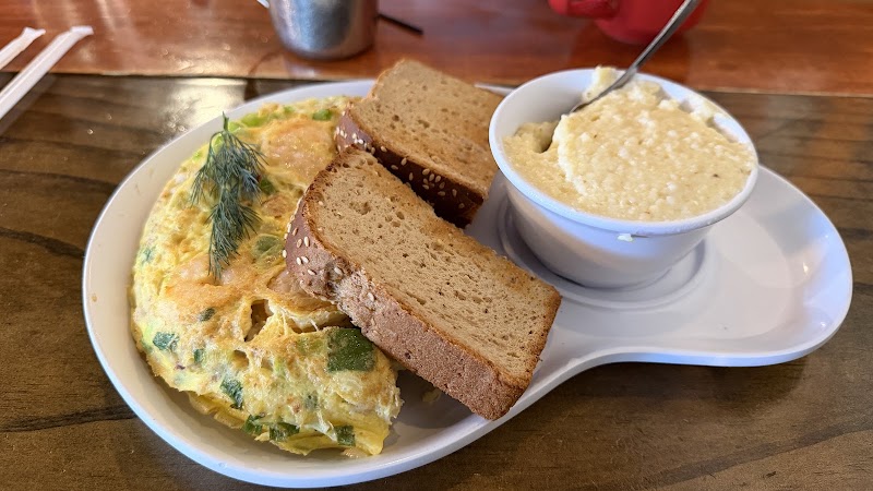 Two Chicks Cafe photo 3