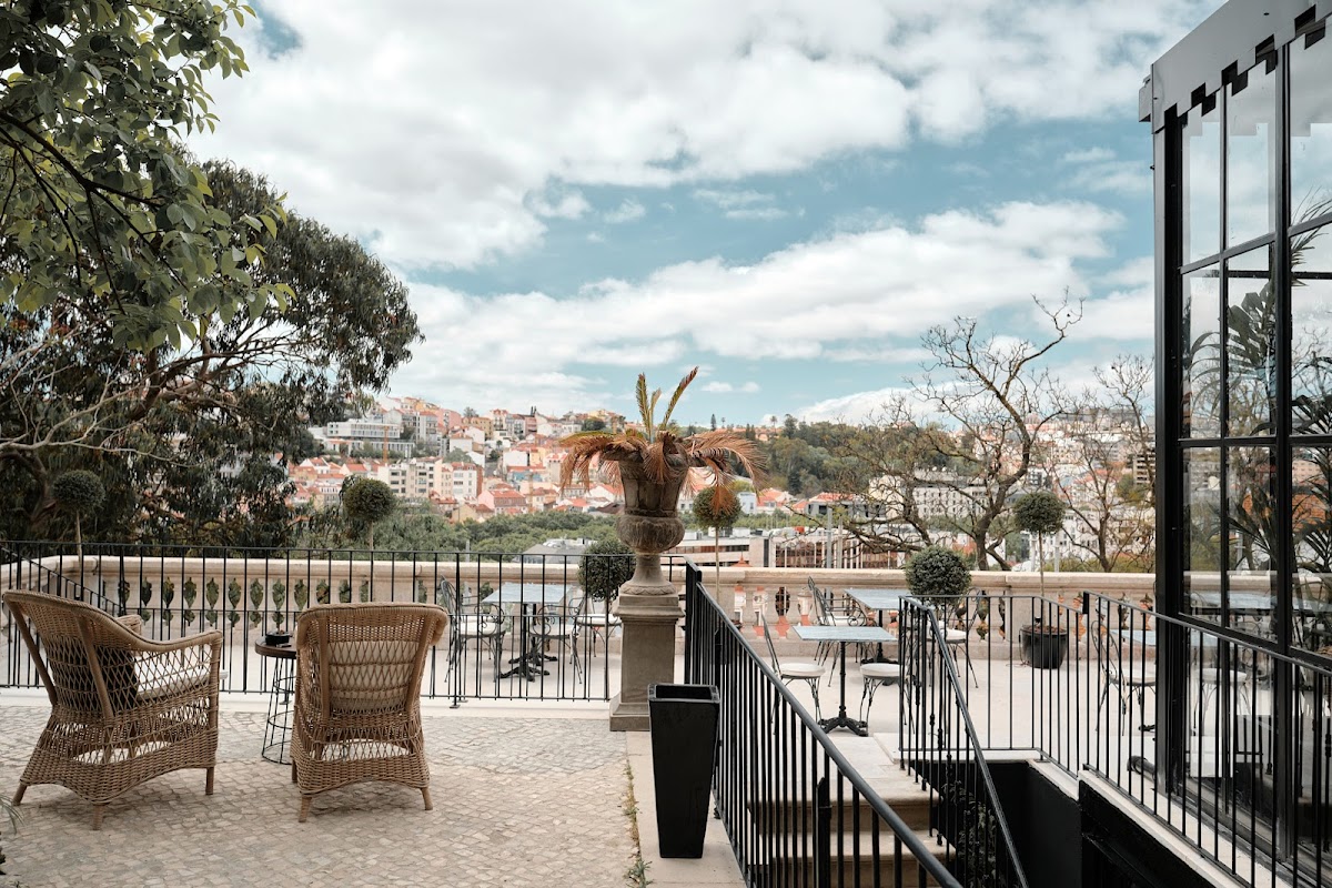 Black Pavilion Restaurant in lisbon