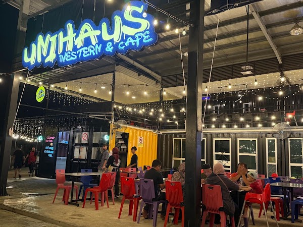 Unihaus Western & Cafe