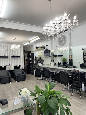 Pure Hairdressing Salon @ Wynnum