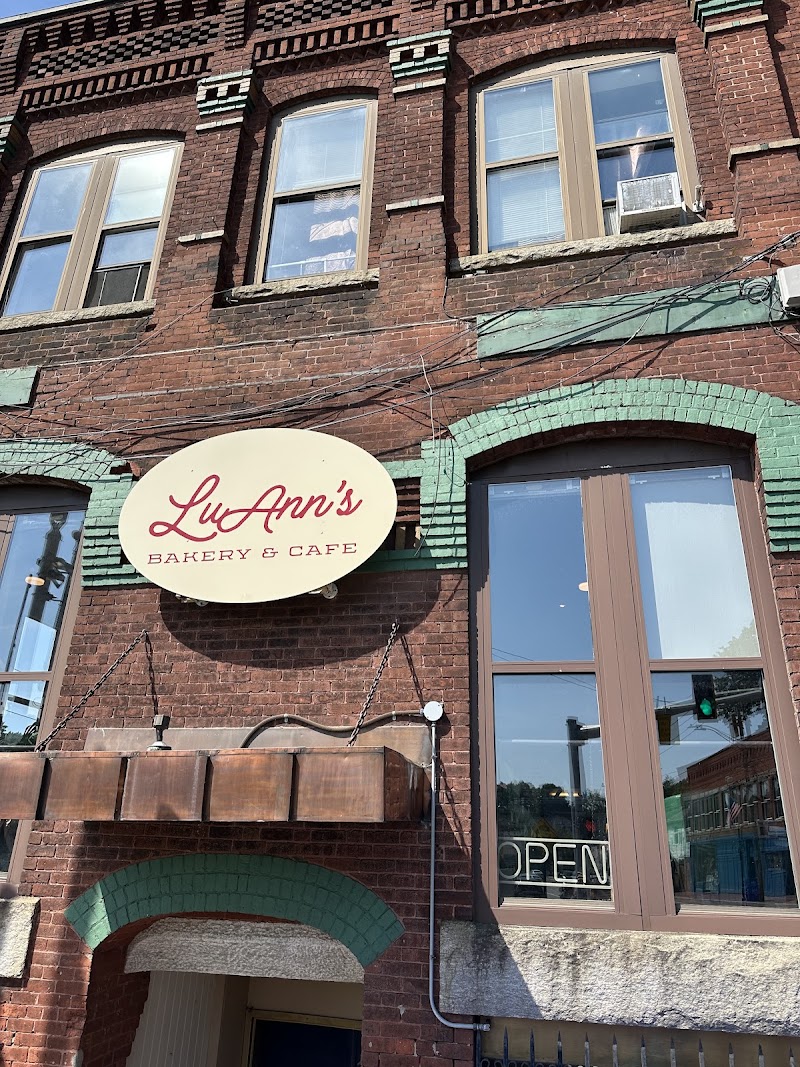 LuAnn's Bakery & Cafe - Stafford photo 1