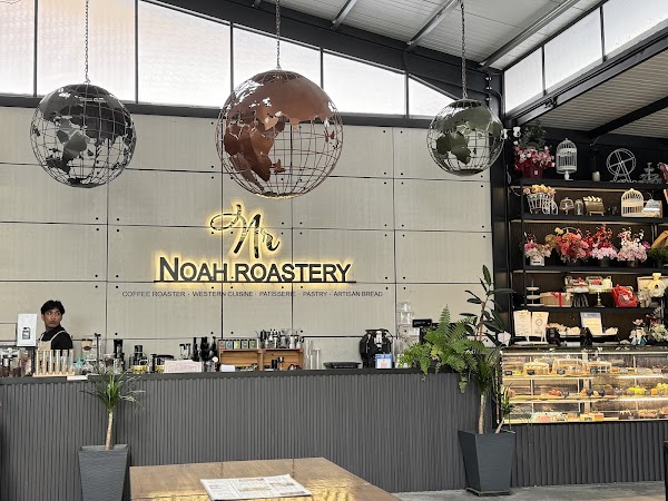 Noah Roastery Cafe