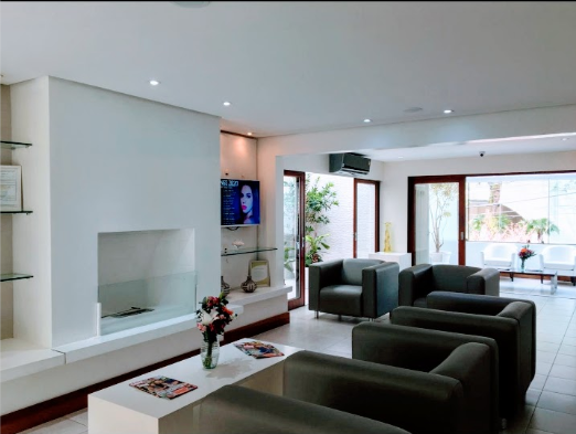 Centro Especializado em Implante Dentário- Leger-Dr Álvaro Grossi - foto 2