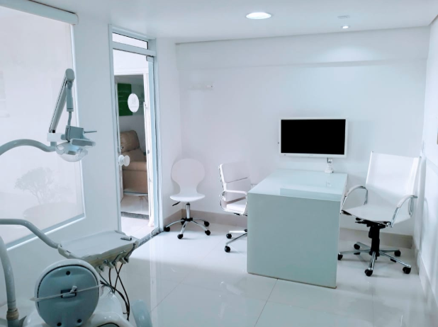 Centro Especializado em Implante Dentário- Leger-Dr Álvaro Grossi - foto 3