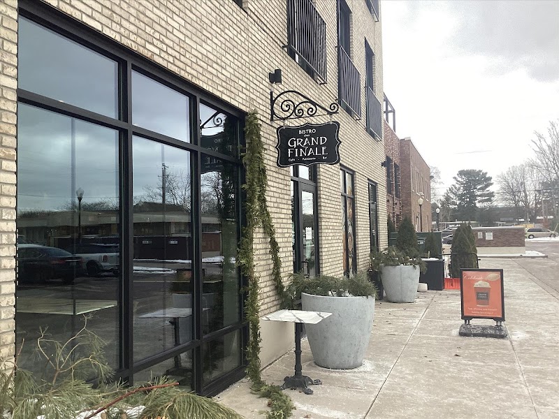 Grand Finale Bistro & Cafe photo 1