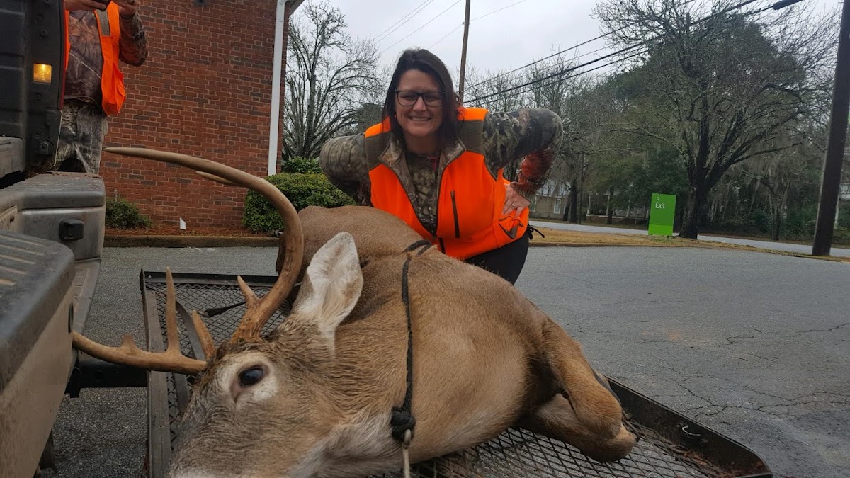 Crooked Creek Hunts & Lodging