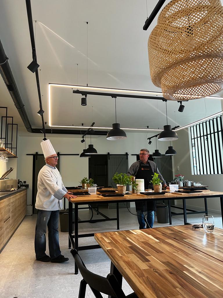 Warsztaty kulinarne Kraków - Klub Dobrego Smaku ZAMIESZANIE