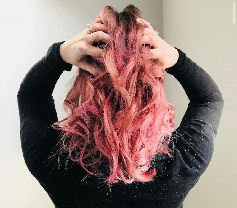 Belles and Beaus Salon