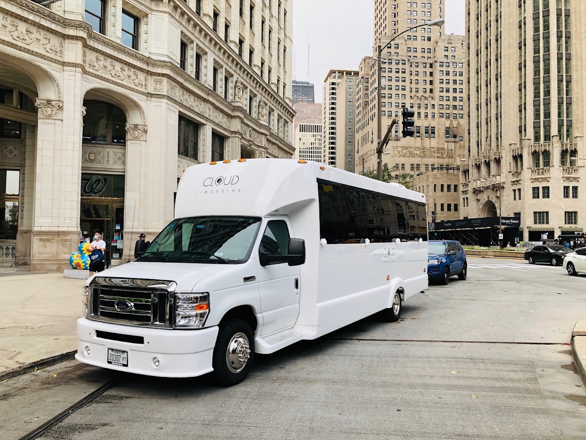 Chicago Cloud9 Limo: Google Places image 3