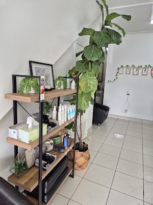 Epi's Barber Shop photo 3