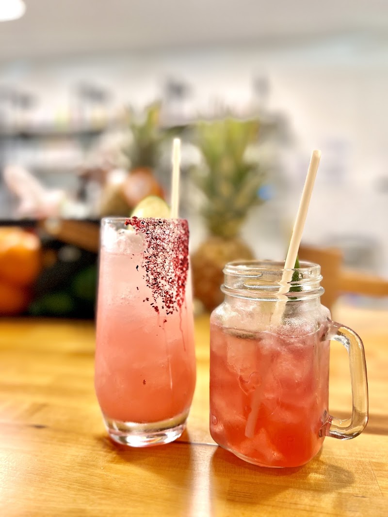 Los Pescadores Coffee & Outfitters photo 2