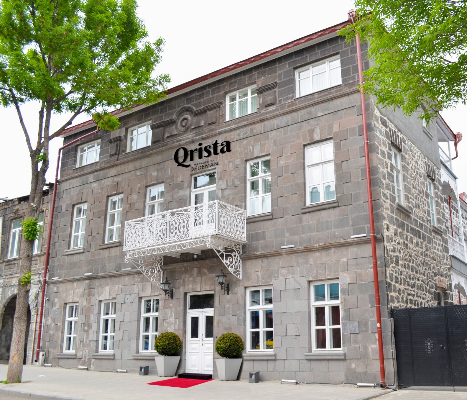 Qrista Managed by Dedeman mekanı