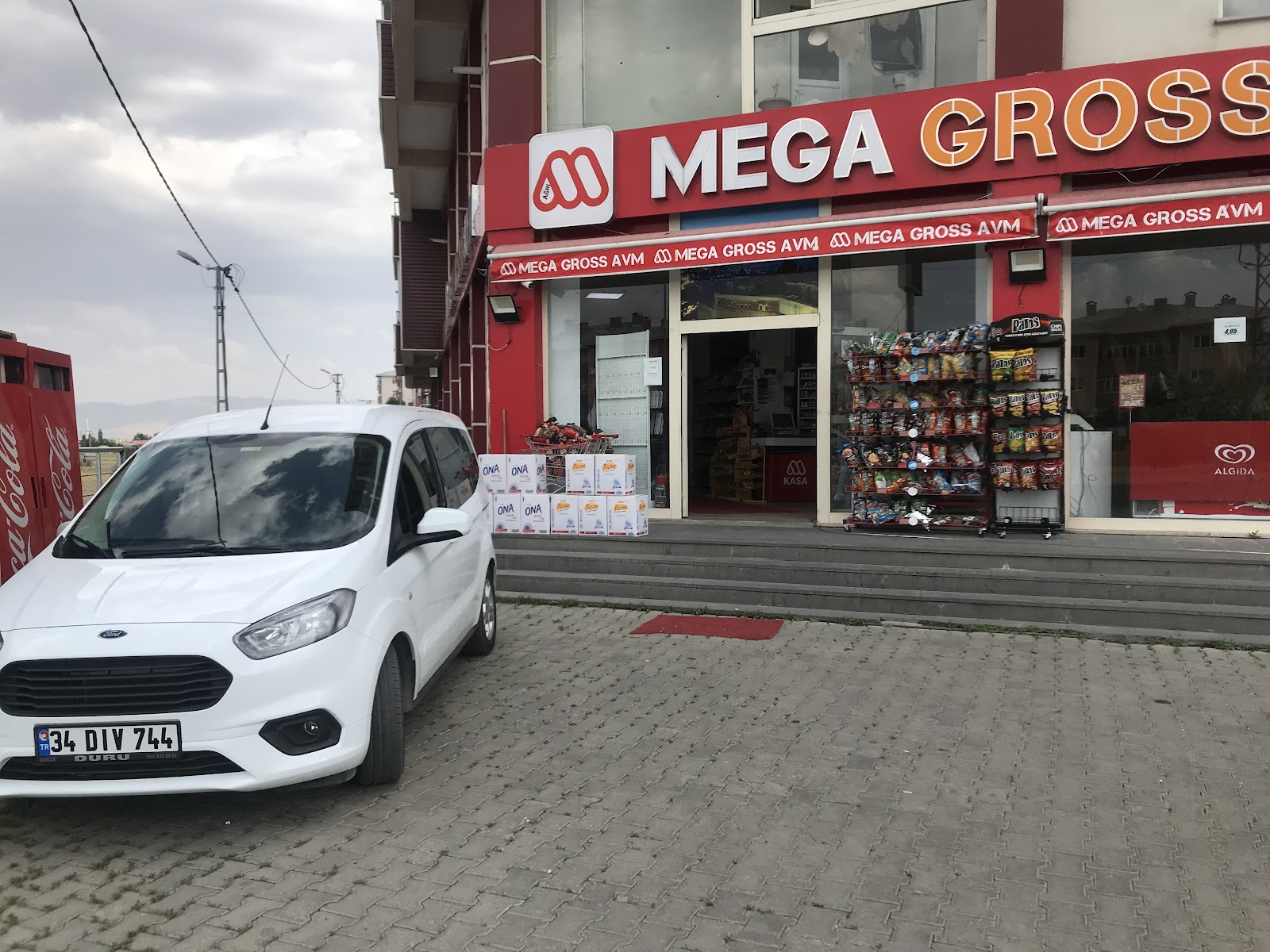 Mega Gross Avm mekanı