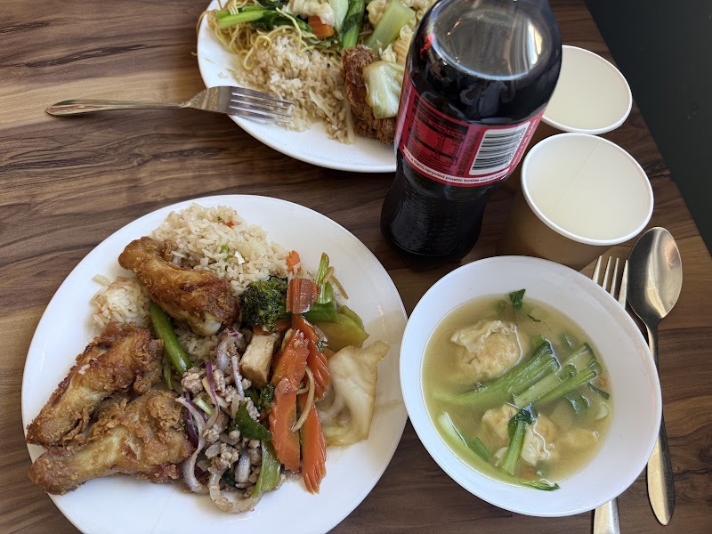 Sam's Thai Kitchen photo 6