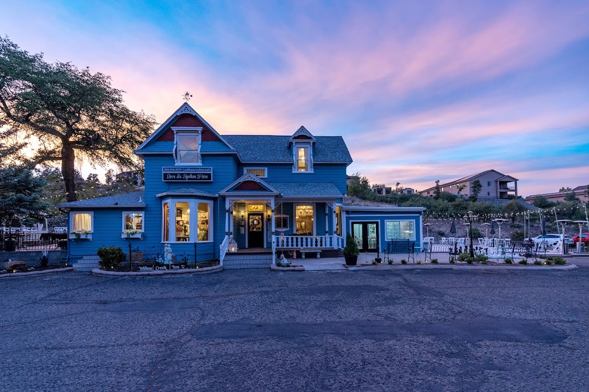 Willow Creek Inn: Google Places image 3