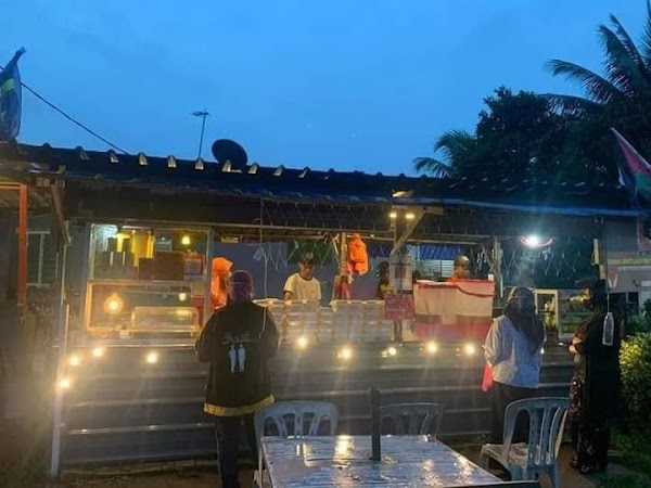 Cafe Mat Bunga - Photo 1