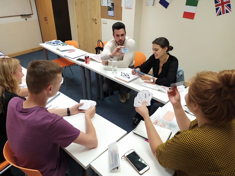 Spaneasy Spanish School - Spanish Lessons