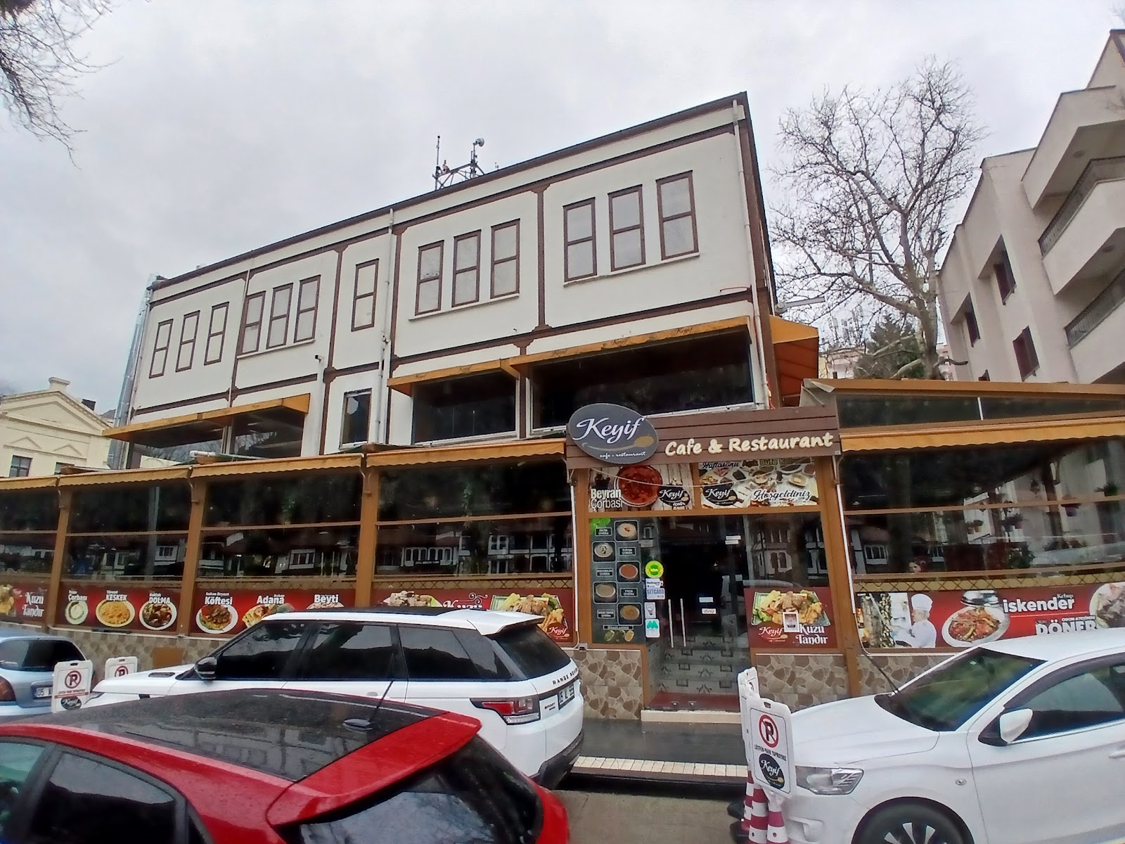 Keyif Cafe & Restaurant mekanı