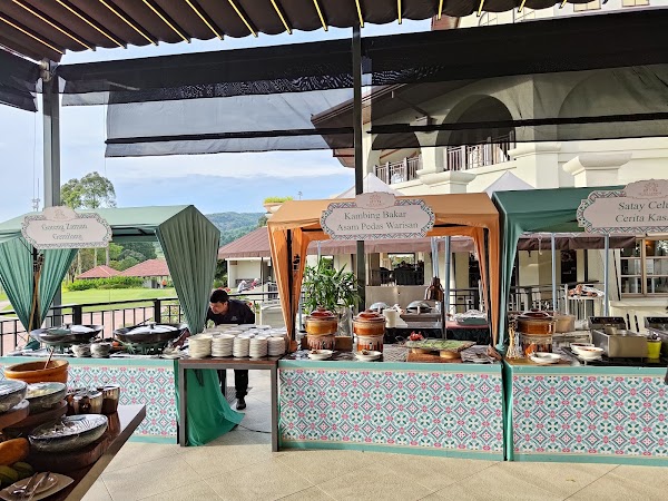 KLGCC - Golfers Terrace