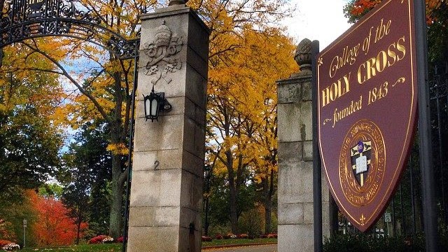 ホーリークロスカレッジ（College of the Holy Cross）（Worcester、マサチューセッツ州）