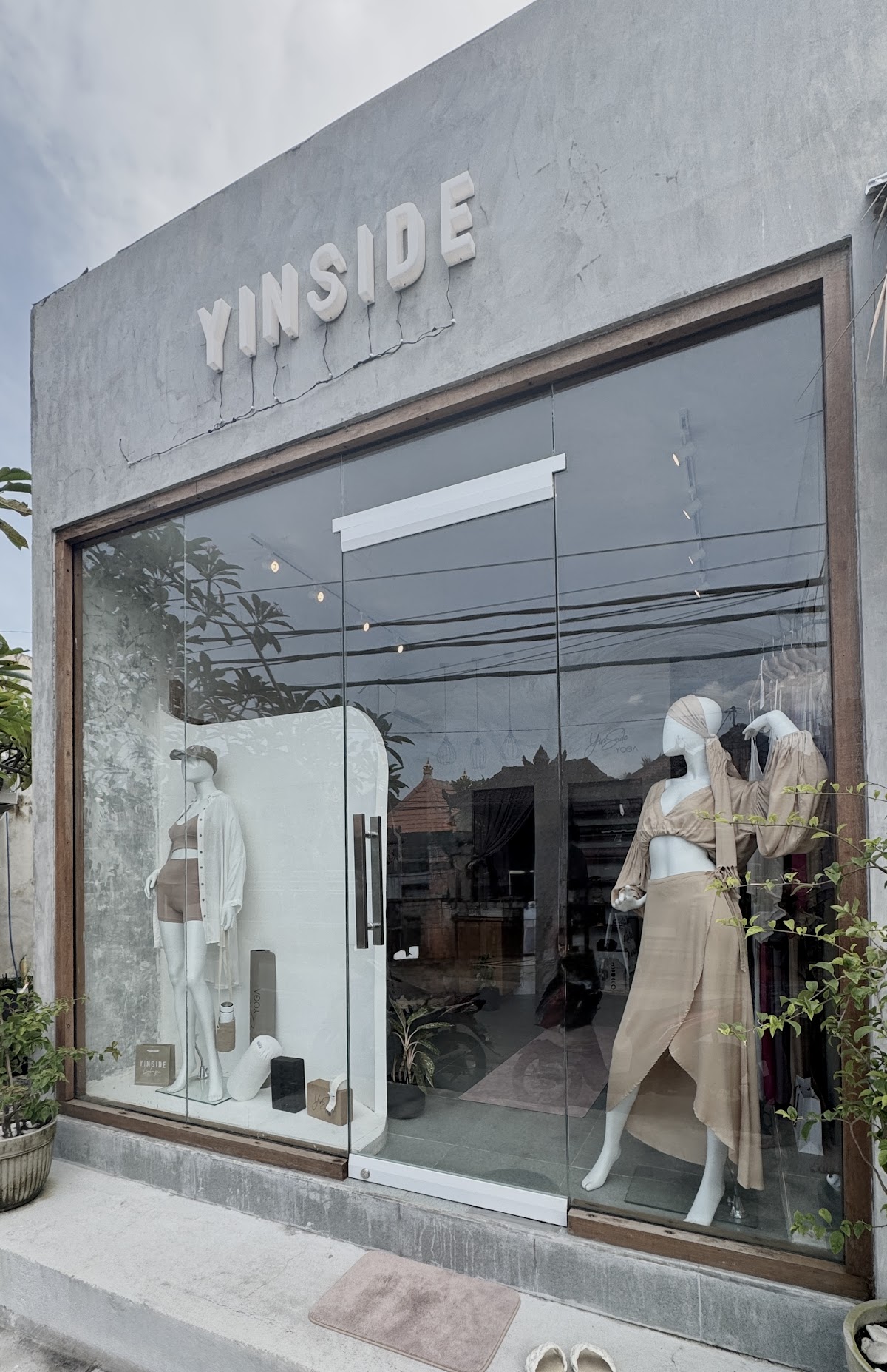 YINSIDE yoga store & resortwear boutique