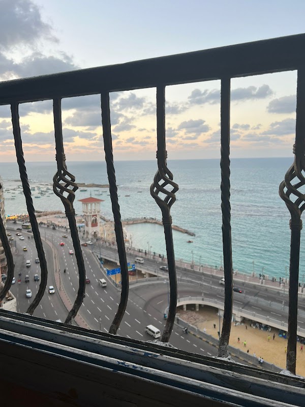 Panoramic Sea View ZAMZM Flat miami FAMILY شقة فندقية زمزم بانورما بشاطئ ميامي - الاسكندرية صف اول مباشر علي بحر - عائلات فقط photo 4