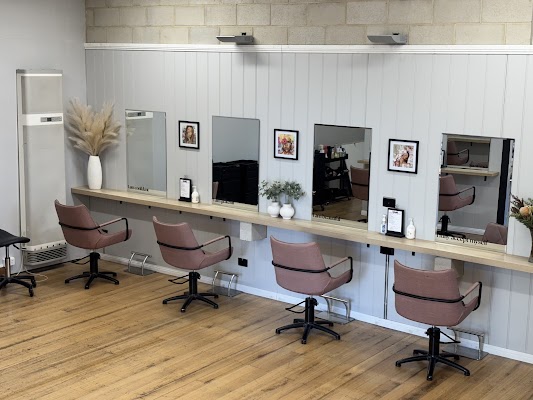 Briah Mae Hair & Body photo 3