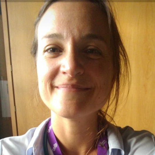 Dr. Reyes Álvarez García-rovés, Pediatra