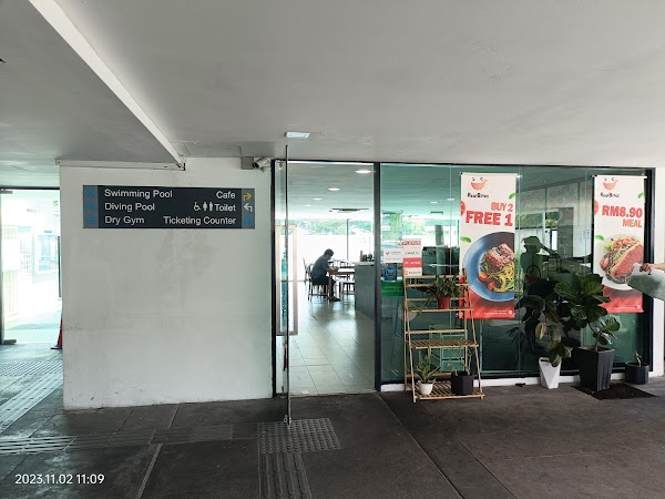 RealBites Cafe - Photo 1